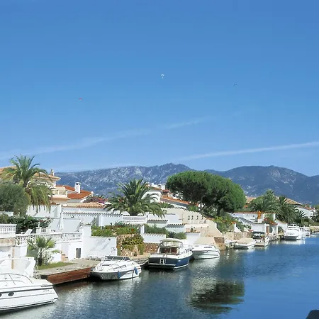 Delfin By Interhome * Empuriabrava